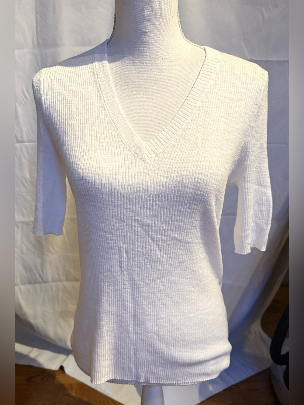 NWOT  360 Sweater White Ribbed Knit Top size M